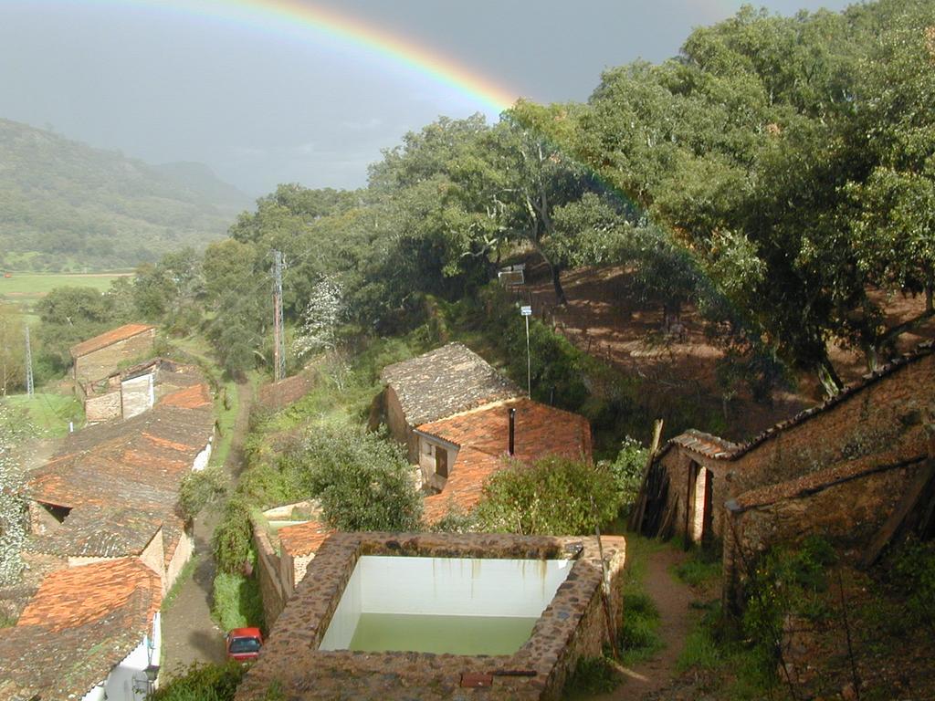 El Risco Del Lomero, Alberca 4 Huesp Max Valdelarco Exterior photo
